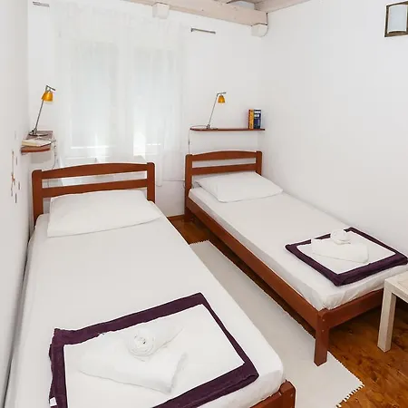 Lucia Apartamento *